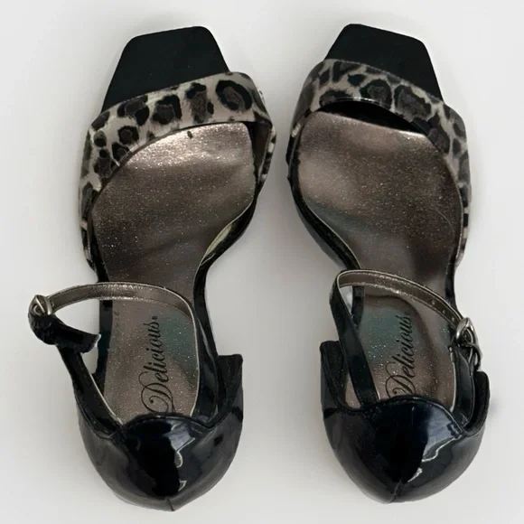 Delicious Peep Toe Stilettos Size 7.5 Women’s With Animal Cheetah Print - Picture 5 of 7